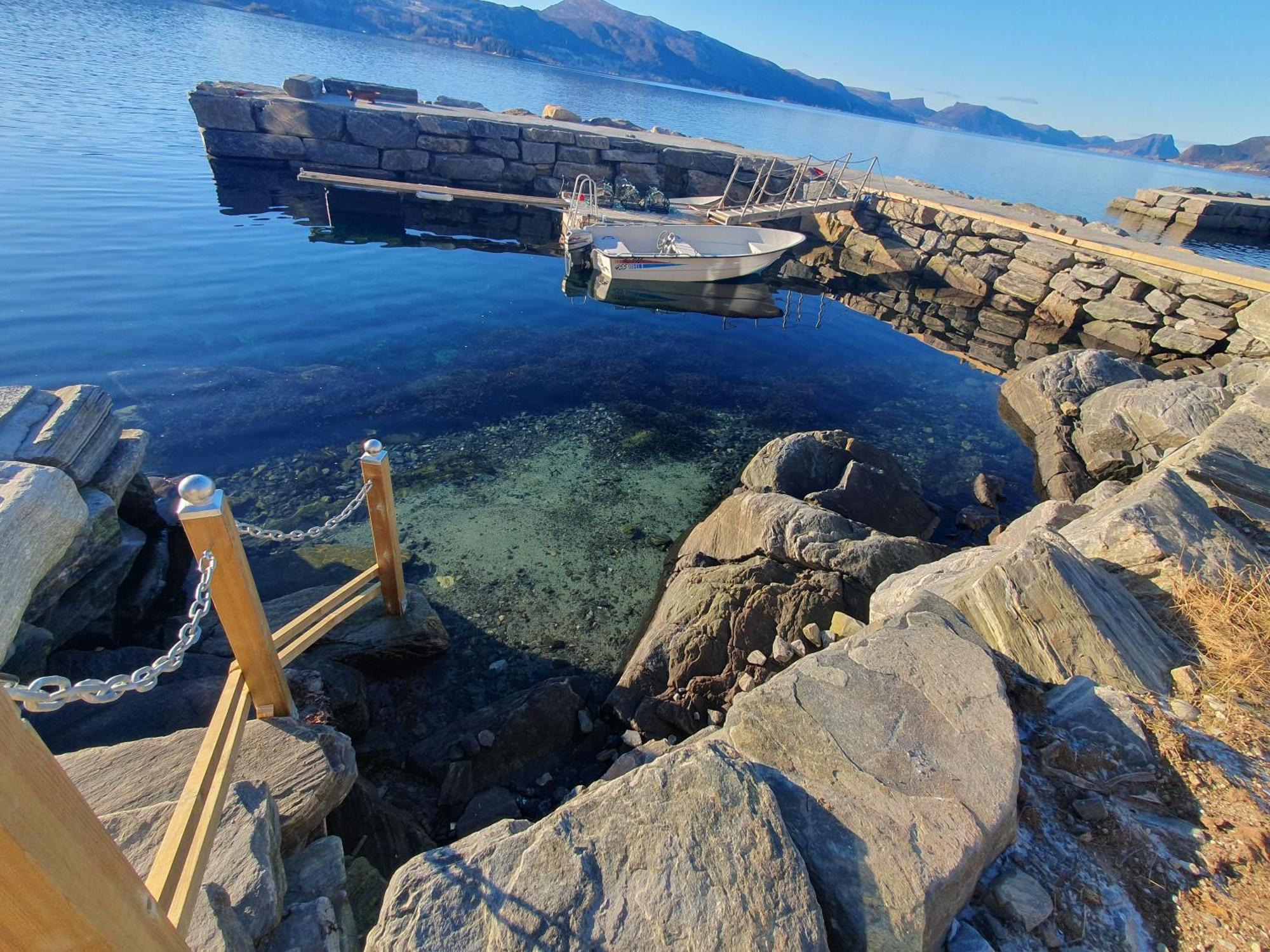 Smastranda Fjord Lodge Aheim Экстерьер фото